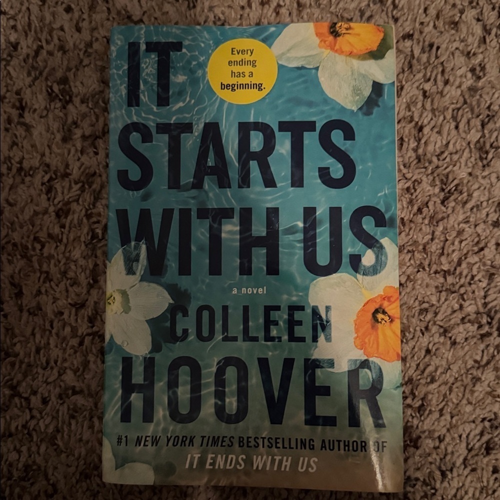 Book Set - It Ends With Us & It Starts With Us - Picture 3 of 4